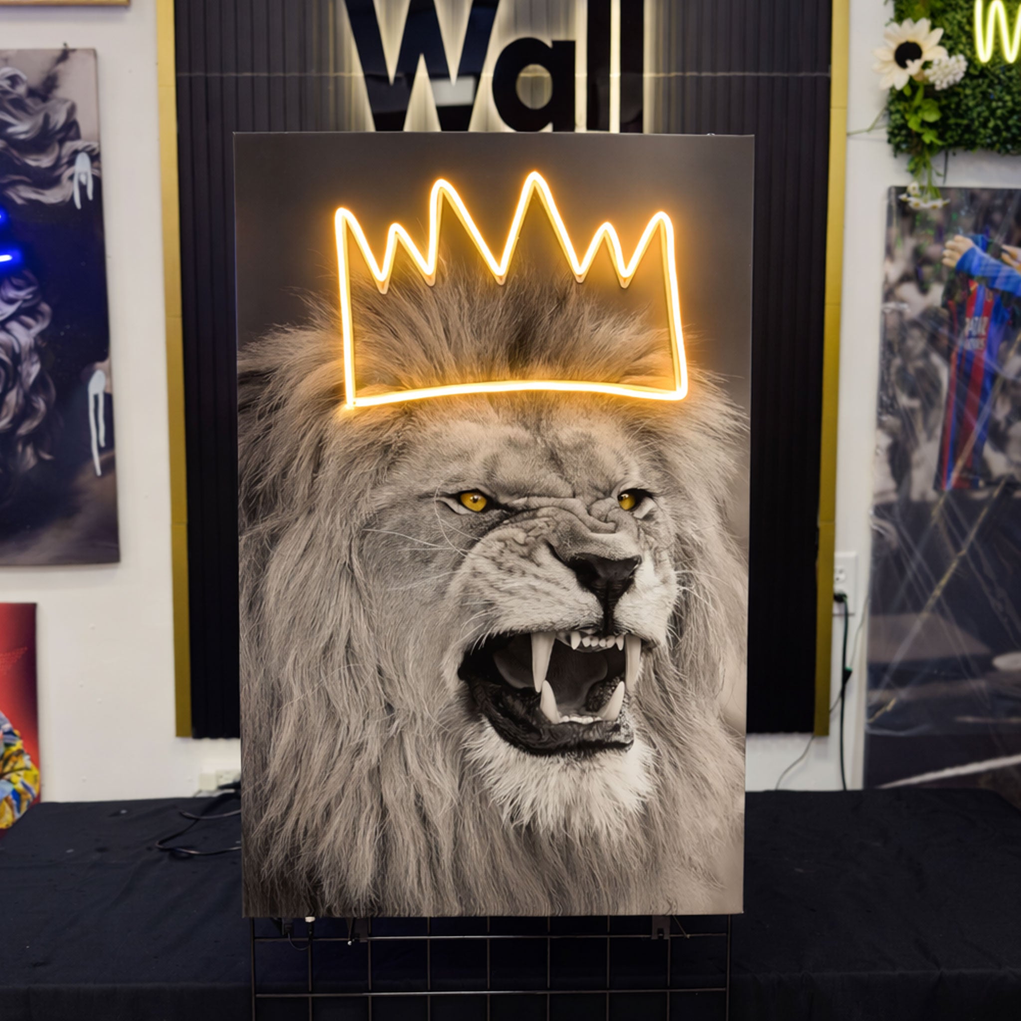 Lion Crown Neon Wall Art – Black & White Design