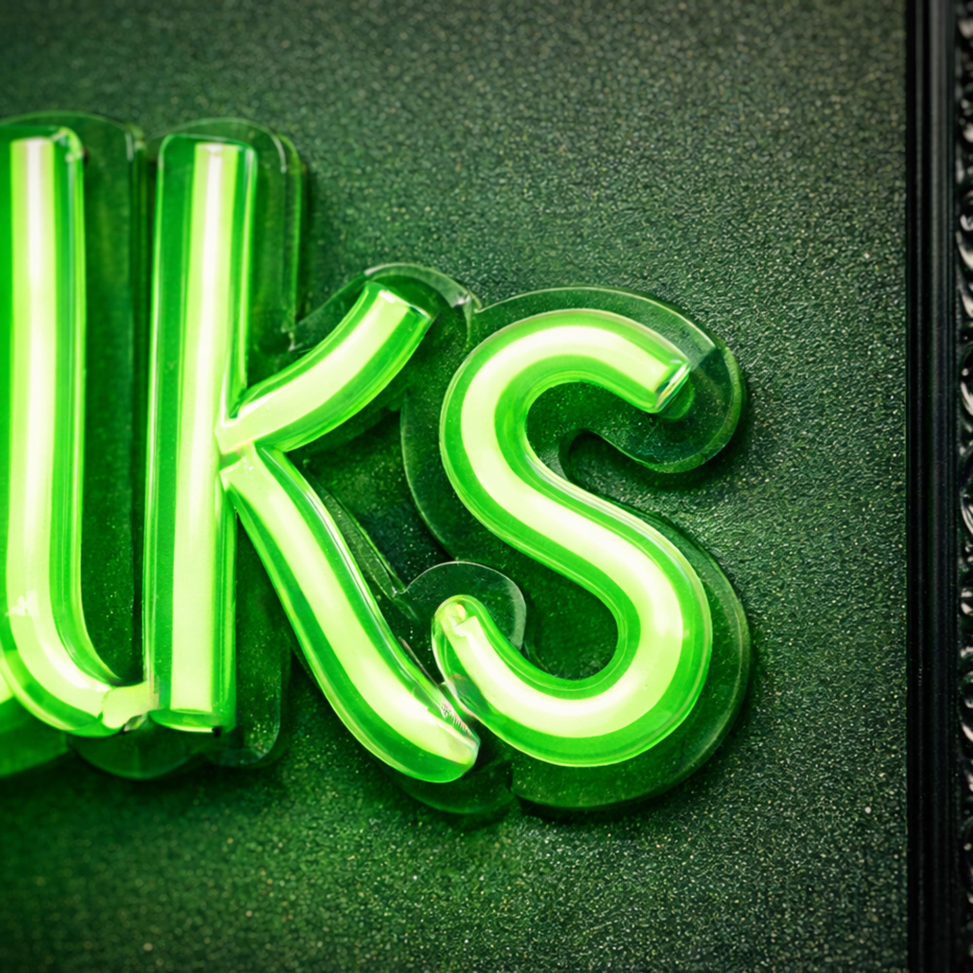 Money Talks - Benjamin Franklin Neon Wall Art Decor