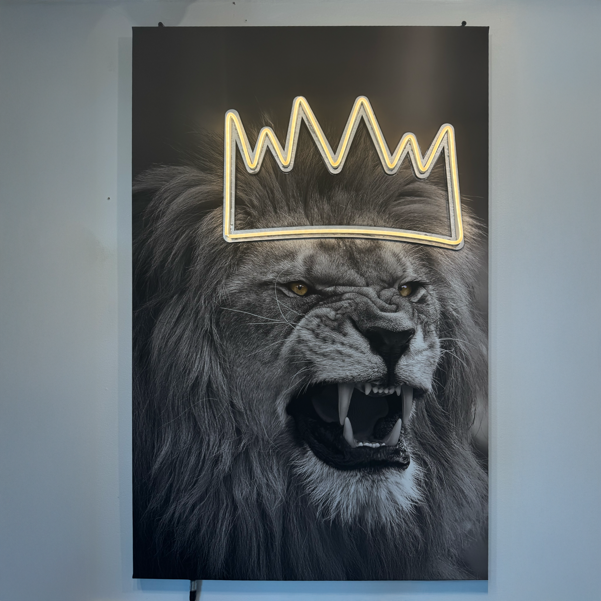 Lion Crown Neon Wall Art – Black & White Design